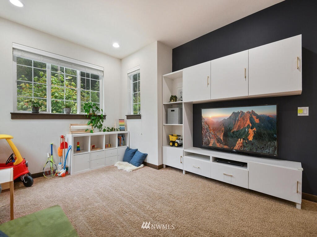 17511 3rd Avenue Southeast Bothell, WA 98012 - Photo 17 of 32