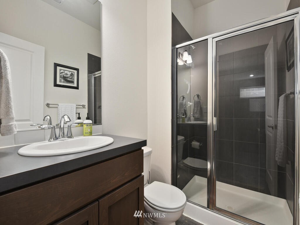 17511 3rd Avenue Southeast Bothell, WA 98012 - Photo 25 of 32