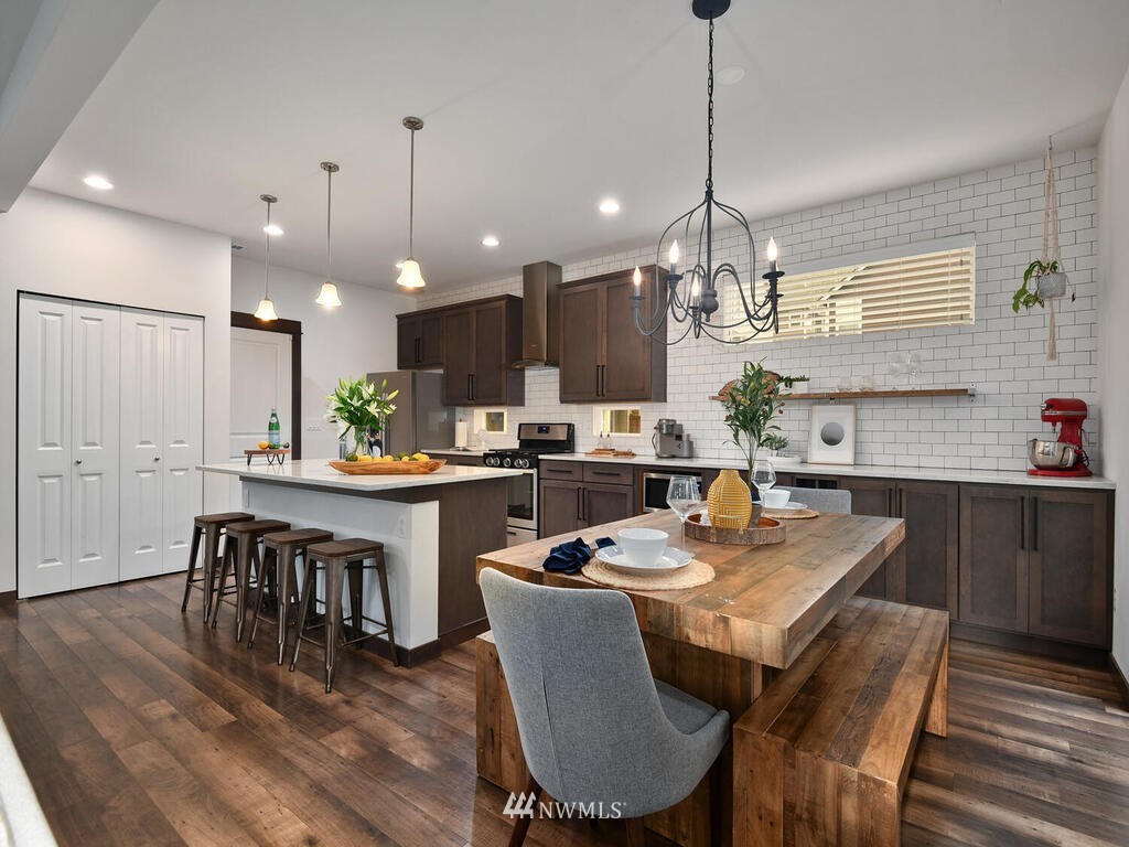 17511 3rd Avenue Southeast Bothell, WA 98012 - Photo 10 of 32