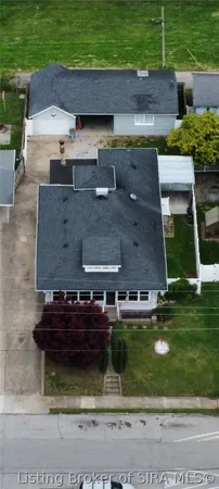 $258,000 | 410 East Charlestown Avenue, Jeffersonville, IN 47130