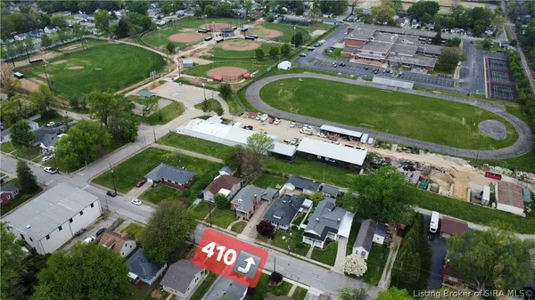 $258,000 | 410 East Charlestown Avenue, Jeffersonville, IN 47130