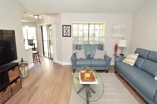 $2,600 | 8613 Mallard Reserve Drive, Unit 202, Tampa, FL 33614