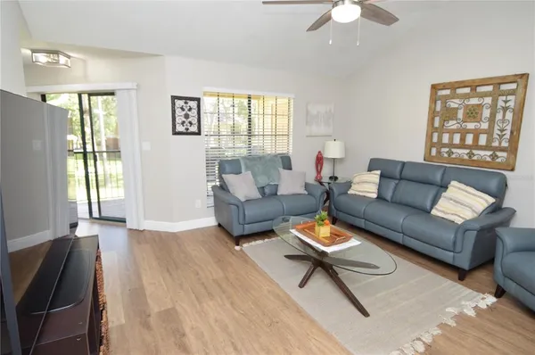 $2,600 | 8613 Mallard Reserve Drive, Unit 202, Tampa, FL 33614