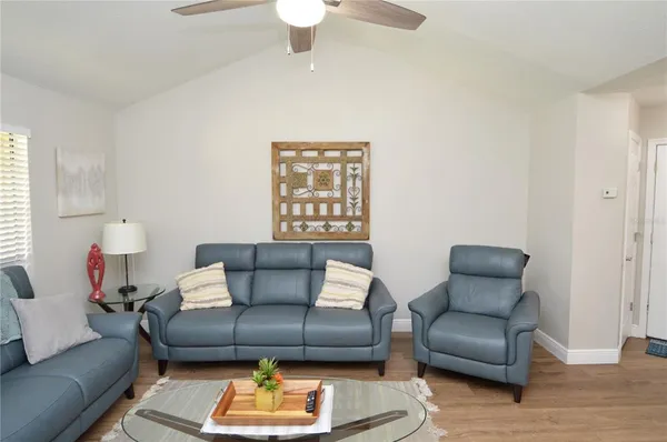 $2,600 | 8613 Mallard Reserve Drive, Unit 202, Tampa, FL 33614