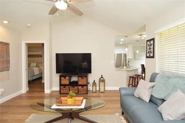 $2,600 | 8613 Mallard Reserve Drive, Unit 202, Tampa, FL 33614