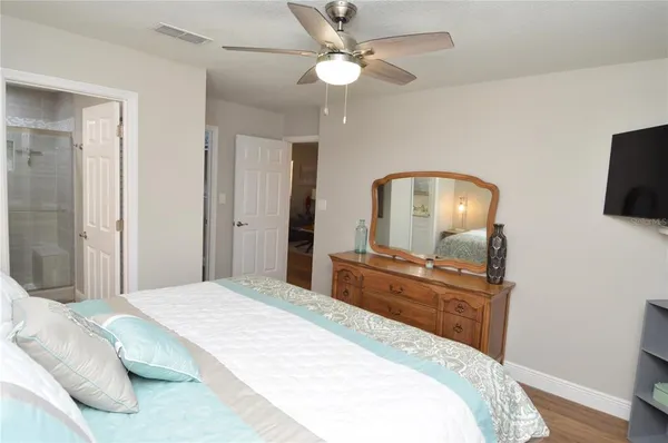 $2,600 | 8613 Mallard Reserve Drive, Unit 202, Tampa, FL 33614
