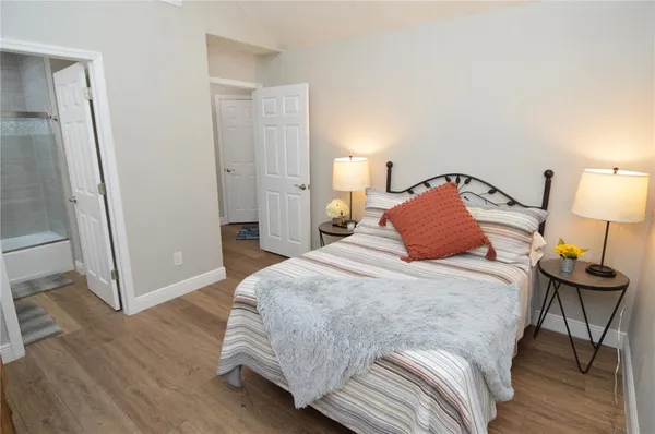 $2,600 | 8613 Mallard Reserve Drive, Unit 202, Tampa, FL 33614