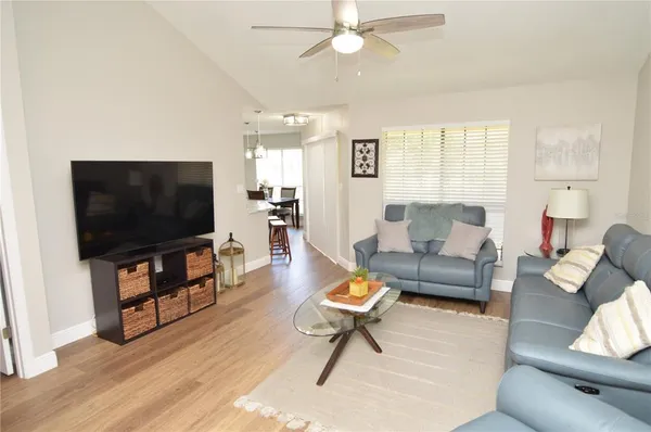 $2,600 | 8613 Mallard Reserve Drive, Unit 202, Tampa, FL 33614