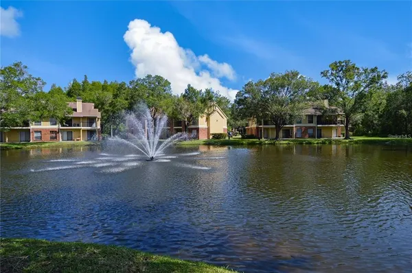 $2,600 | 8613 Mallard Reserve Drive, Unit 202, Tampa, FL 33614