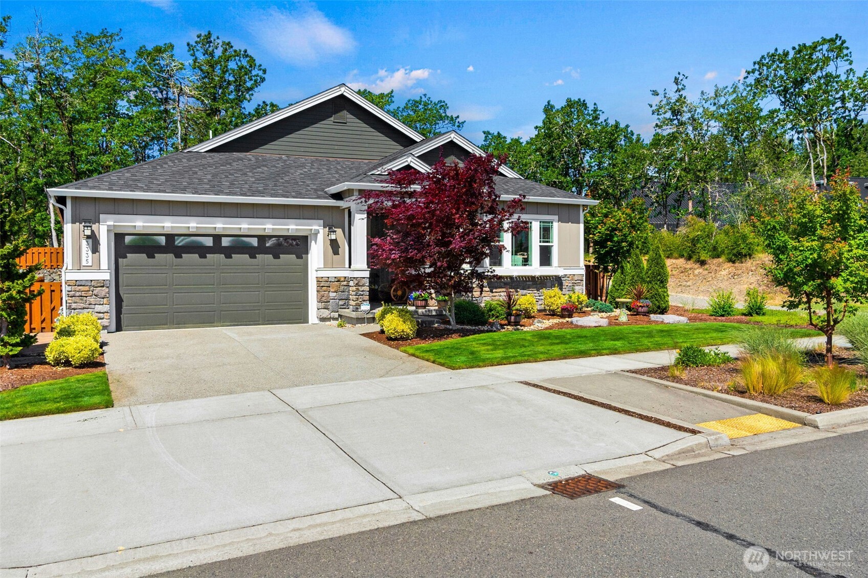 3335 Arrowroot Street Southeast Lacey, WA 98513 - Photo 5 of 38