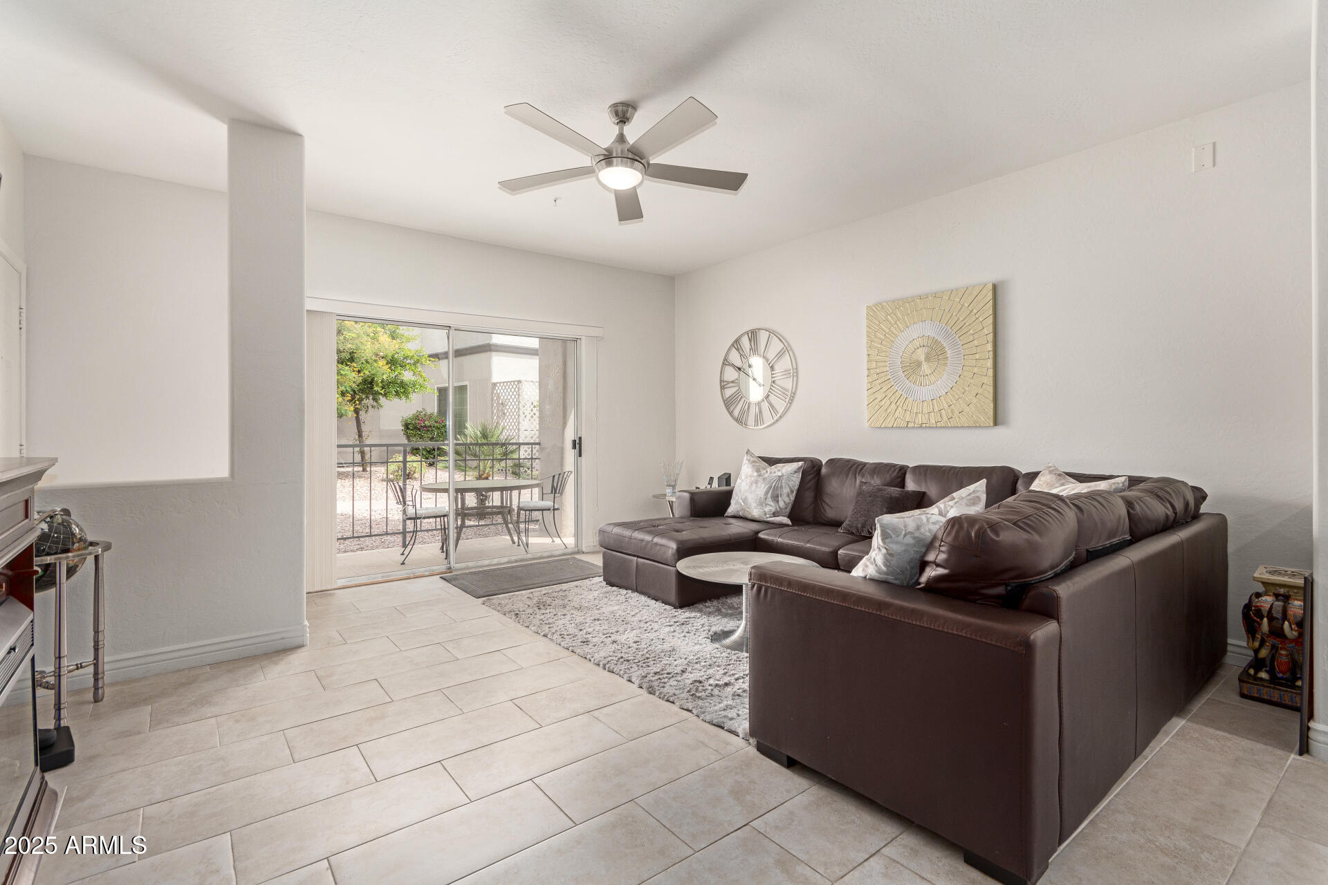 14145 North 92nd Street, Unit 1024 Scottsdale, AZ 85260 - Photo 5 of 32 06 - 92nd