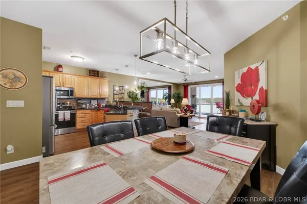 $525,000 | 1220 Lands End Parkway, Unit 209, Osage Beach, MO 65065