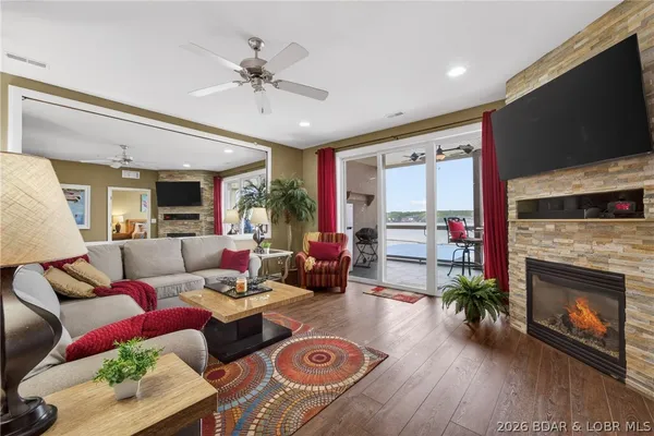 $525,000 | 1220 Lands End Parkway, Unit 209, Osage Beach, MO 65065