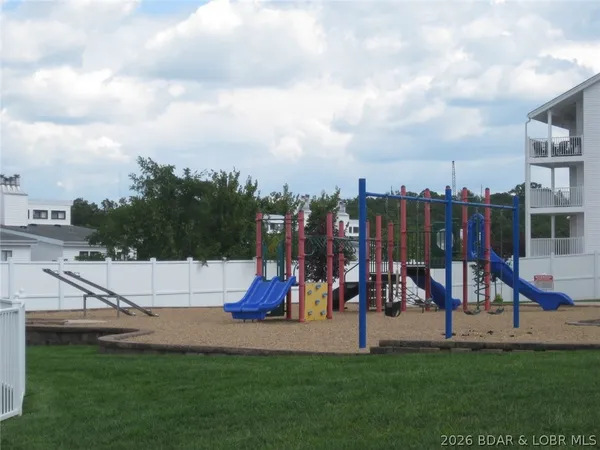 $525,000 | 1220 Lands End Parkway, Unit 209, Osage Beach, MO 65065