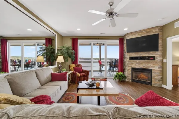 $525,000 | 1220 Lands End Parkway, Unit 209, Osage Beach, MO 65065