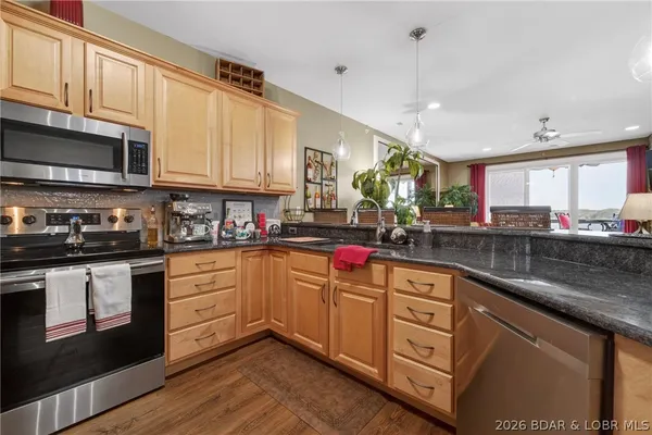 $525,000 | 1220 Lands End Parkway, Unit 209, Osage Beach, MO 65065