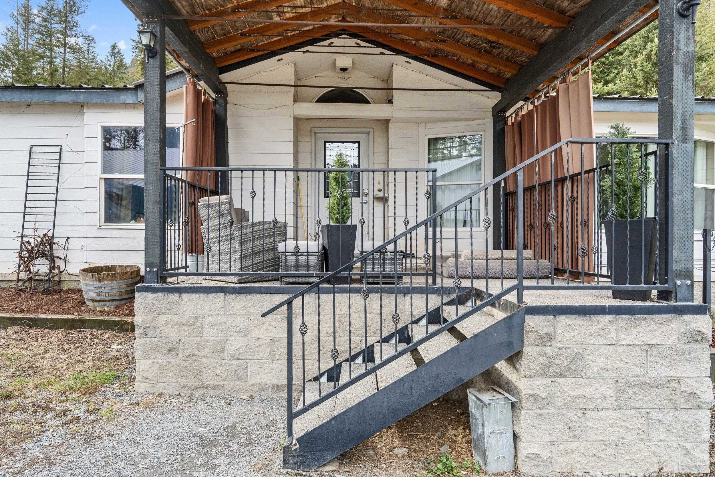 527 Williams Lake Road Colville, WA 99114 - Photo 7 of 50