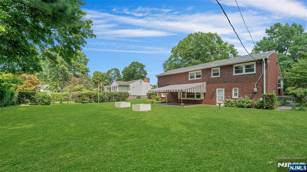 117 Yantacaw Brook Road Montclair, NJ 07043 - Photo 20 of 21