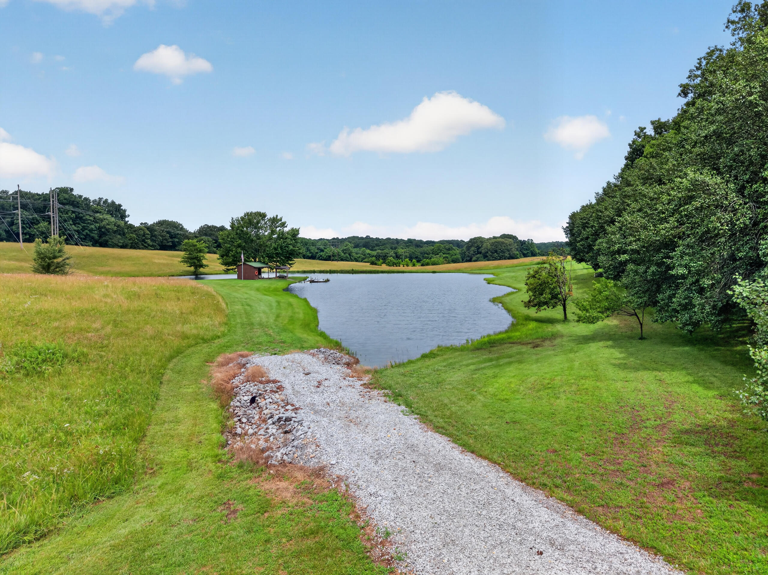 848 Paradise Road Grand Rivers, KY 42045 - Photo 40 of 75 DJI_20260612110818_0430_D