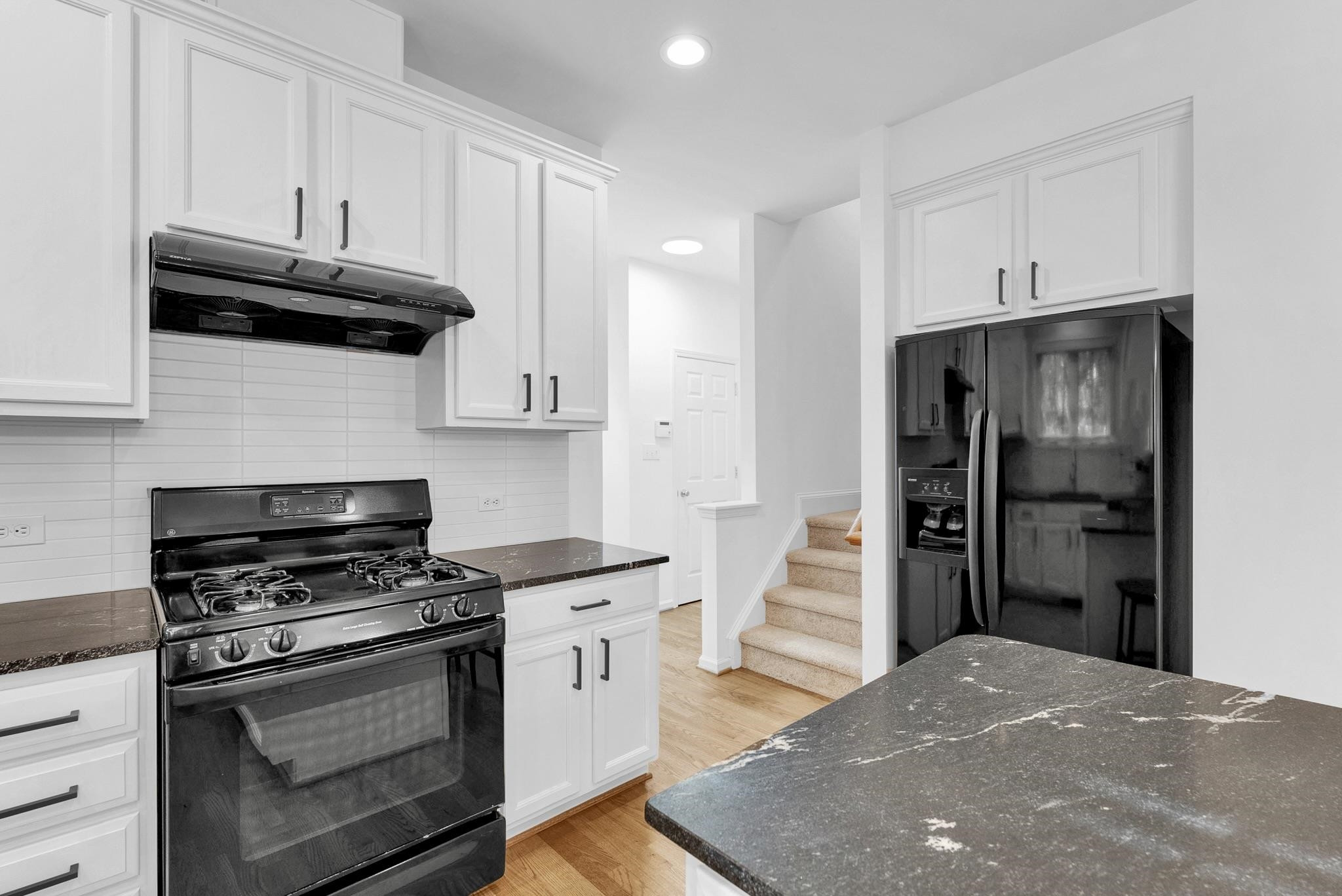 112 Timber Hitch Road Cary, NC 27513 - Photo 19 of 50 Kitchen