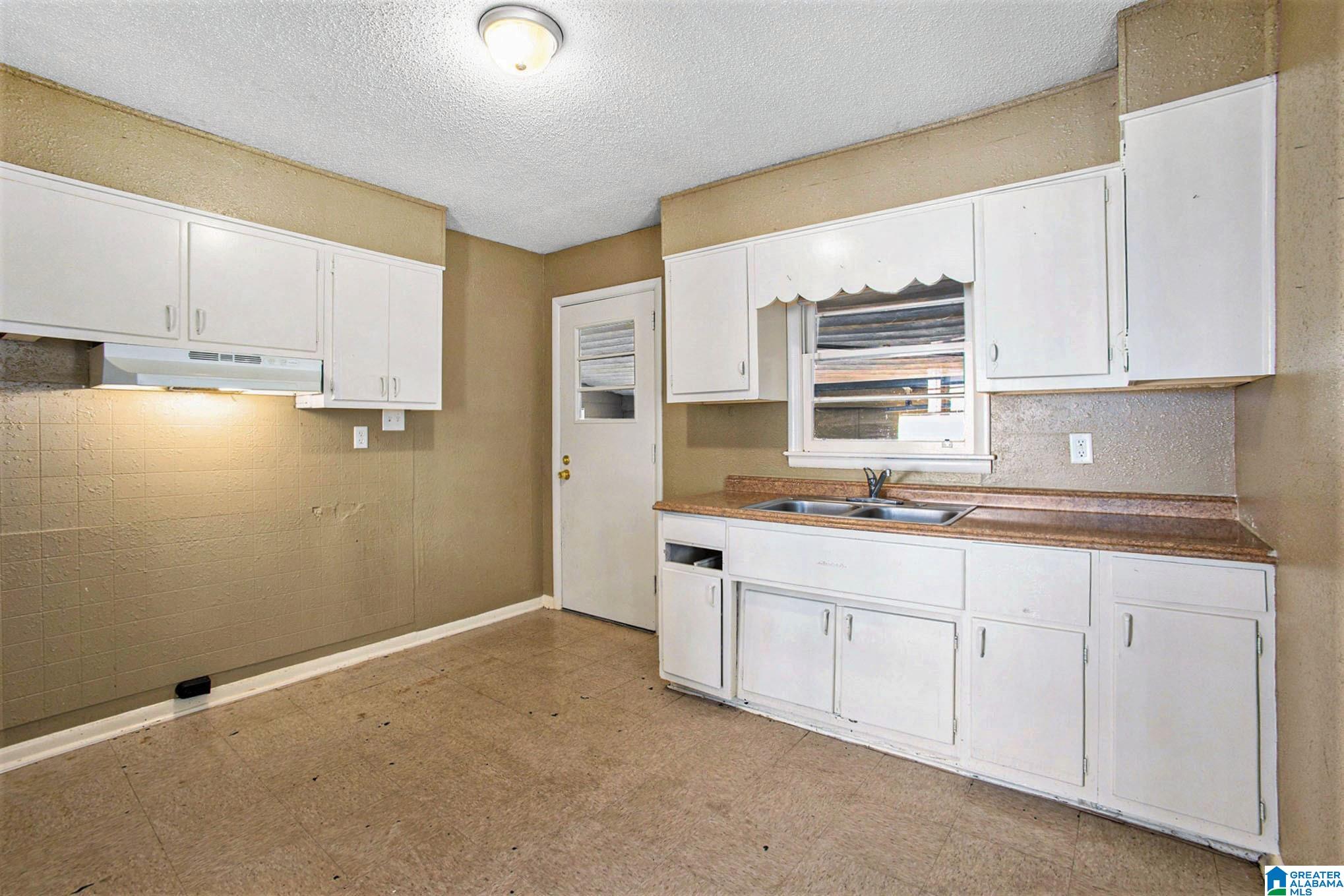 1241 19th Street Southwest Birmingham, AL 35211 - Photo 6 of 19