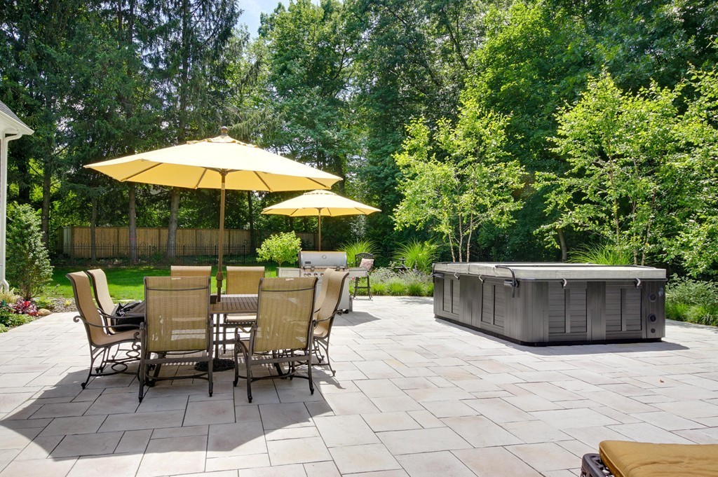 140 Woodside Road Sudbury, MA 01776 - Photo 24 of 29 Gallery Image 24