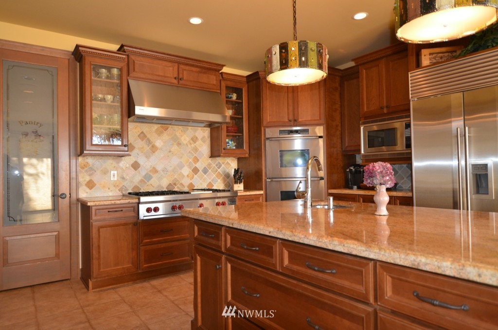 92 South Bennett Road Chelan, WA 98816 - Photo 4 of 25 Gallery Image 4