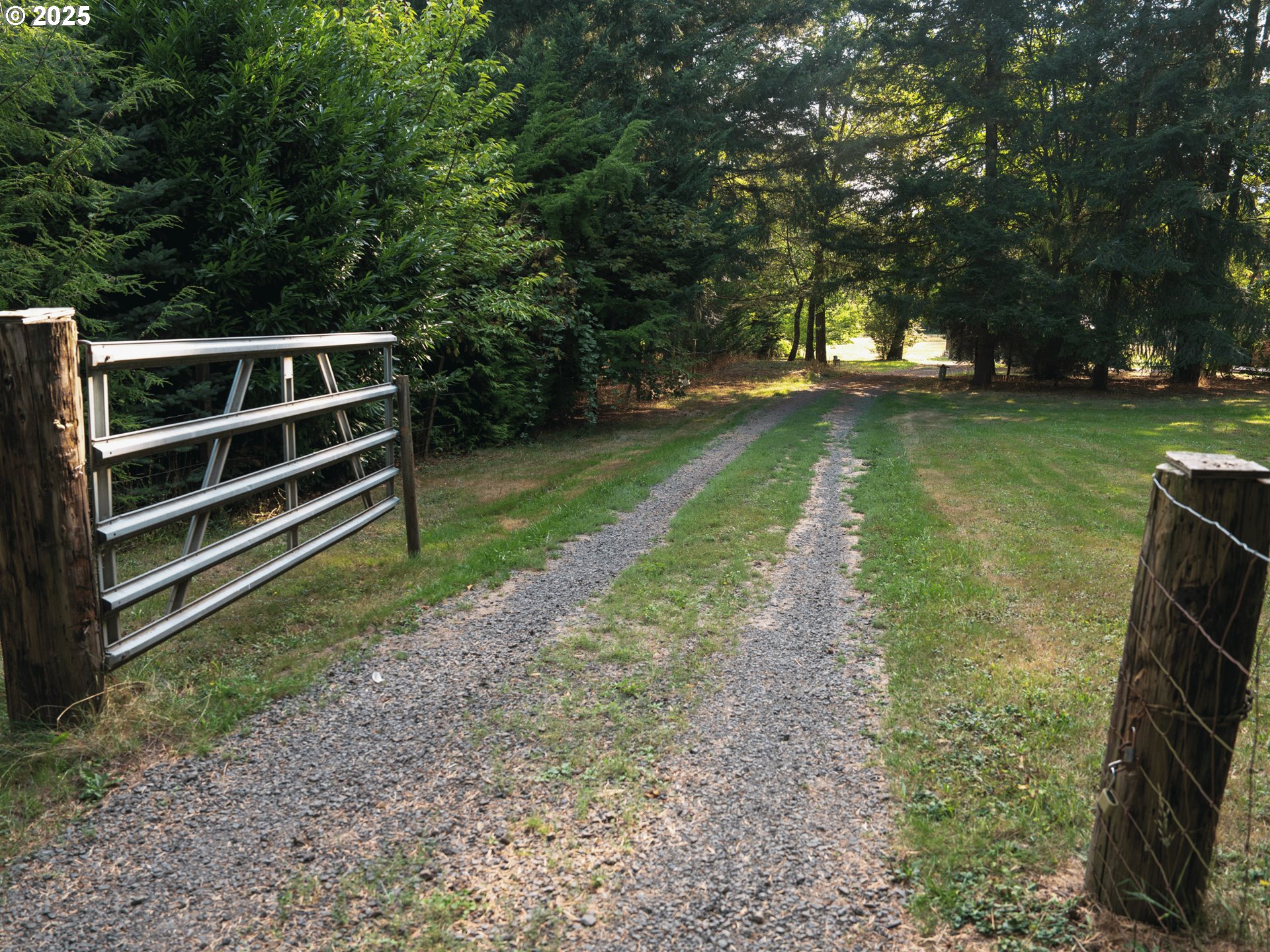 10580 Northeast Fox Farm Road Newberg, OR 97132 - Photo 19 of 46