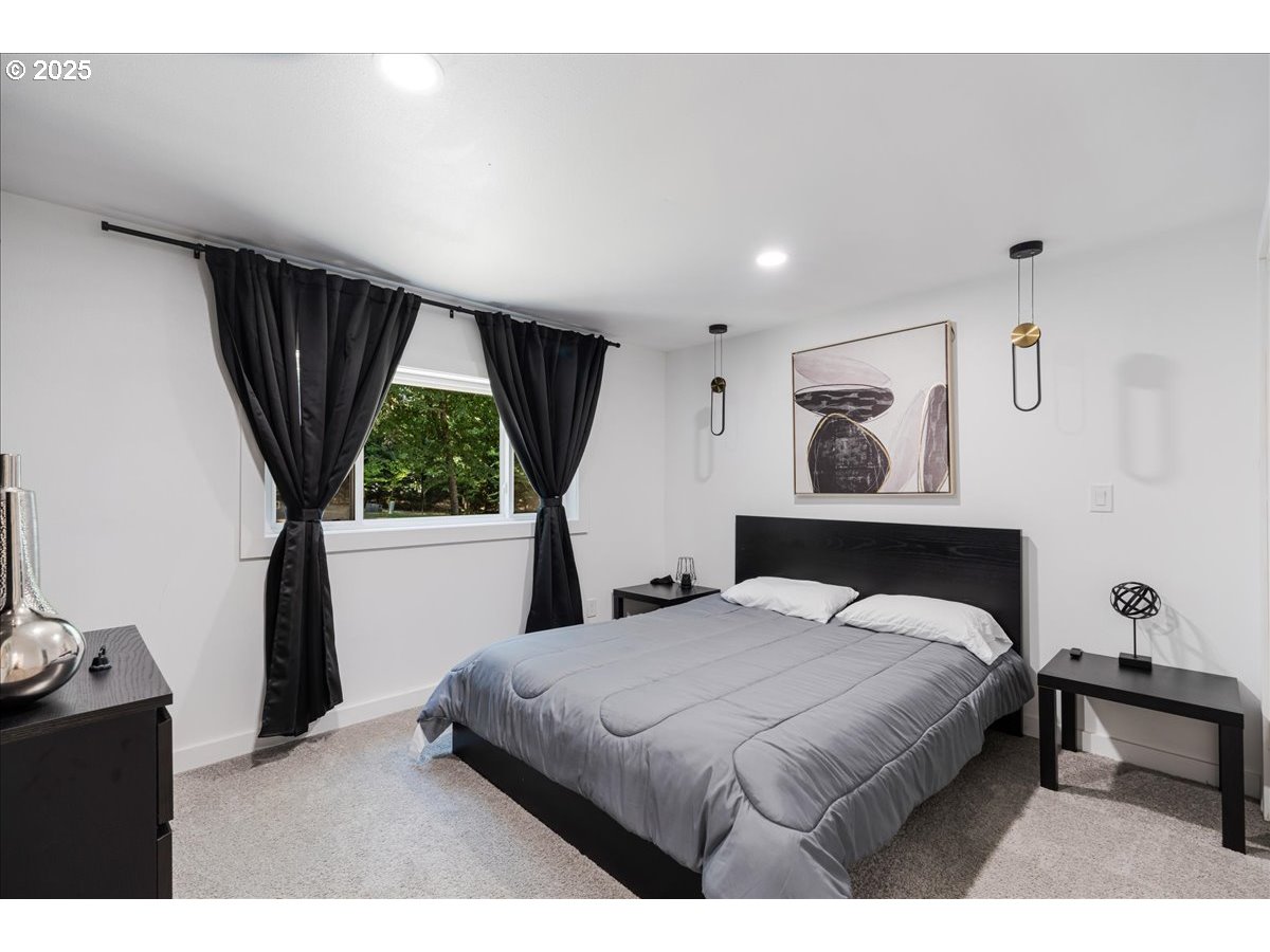 10580 Northeast Fox Farm Road Newberg, OR 97132 - Photo 24 of 46