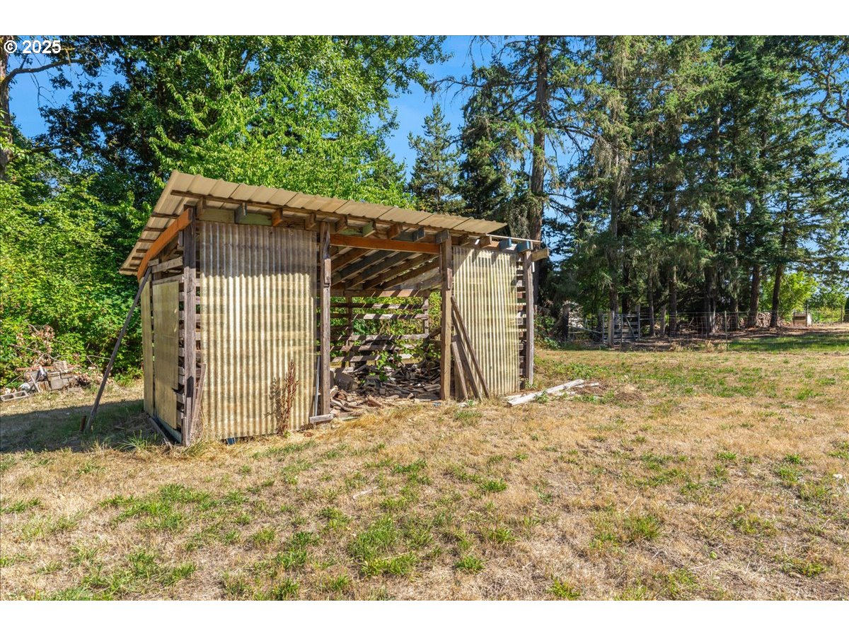 10580 Northeast Fox Farm Road Newberg, OR 97132 - Photo 36 of 46