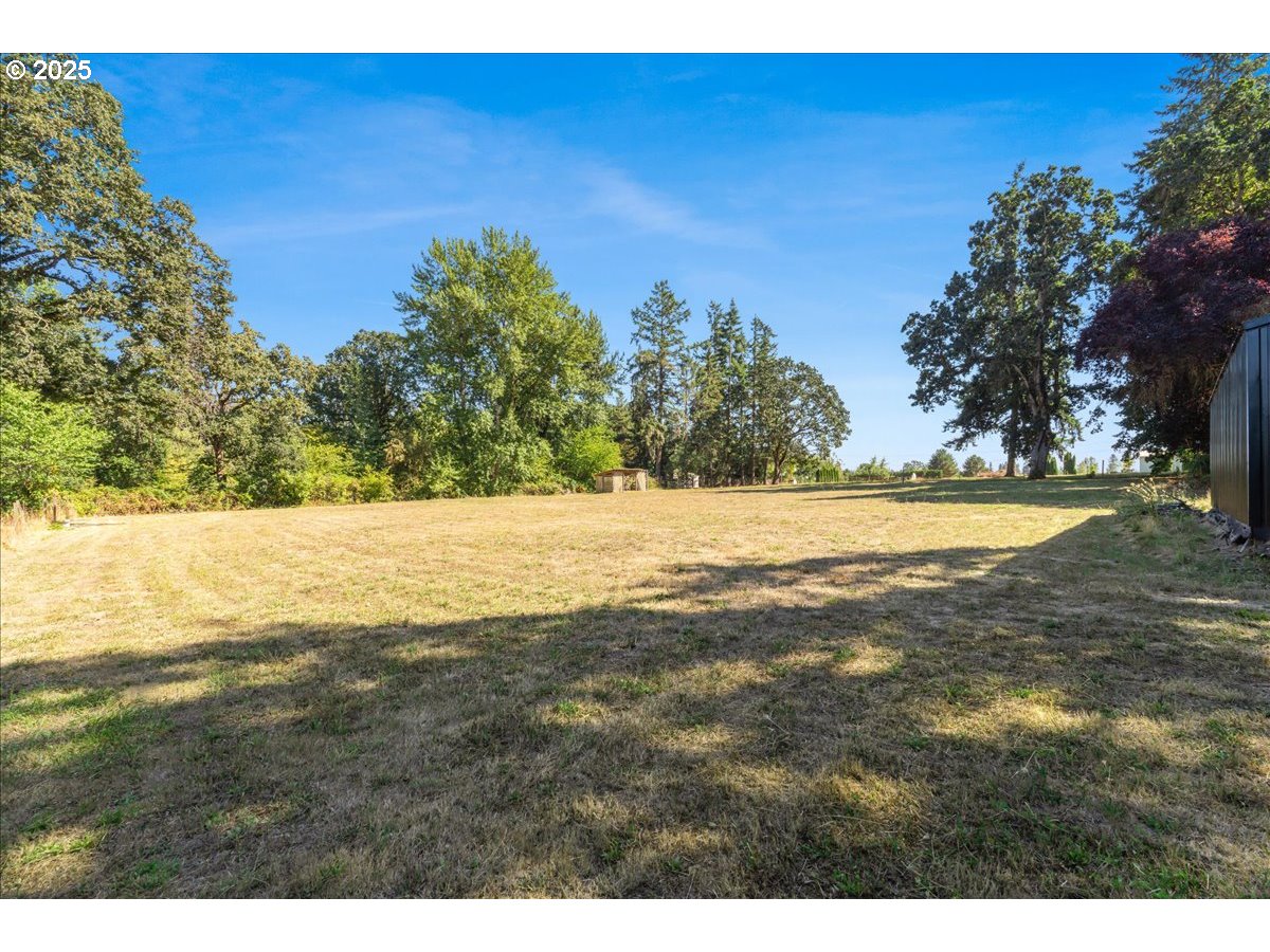 10580 Northeast Fox Farm Road Newberg, OR 97132 - Photo 38 of 46