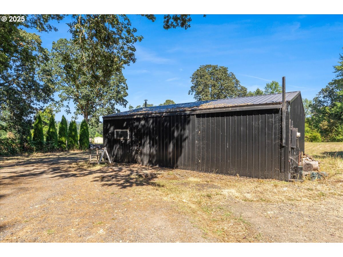 10580 Northeast Fox Farm Road Newberg, OR 97132 - Photo 41 of 46
