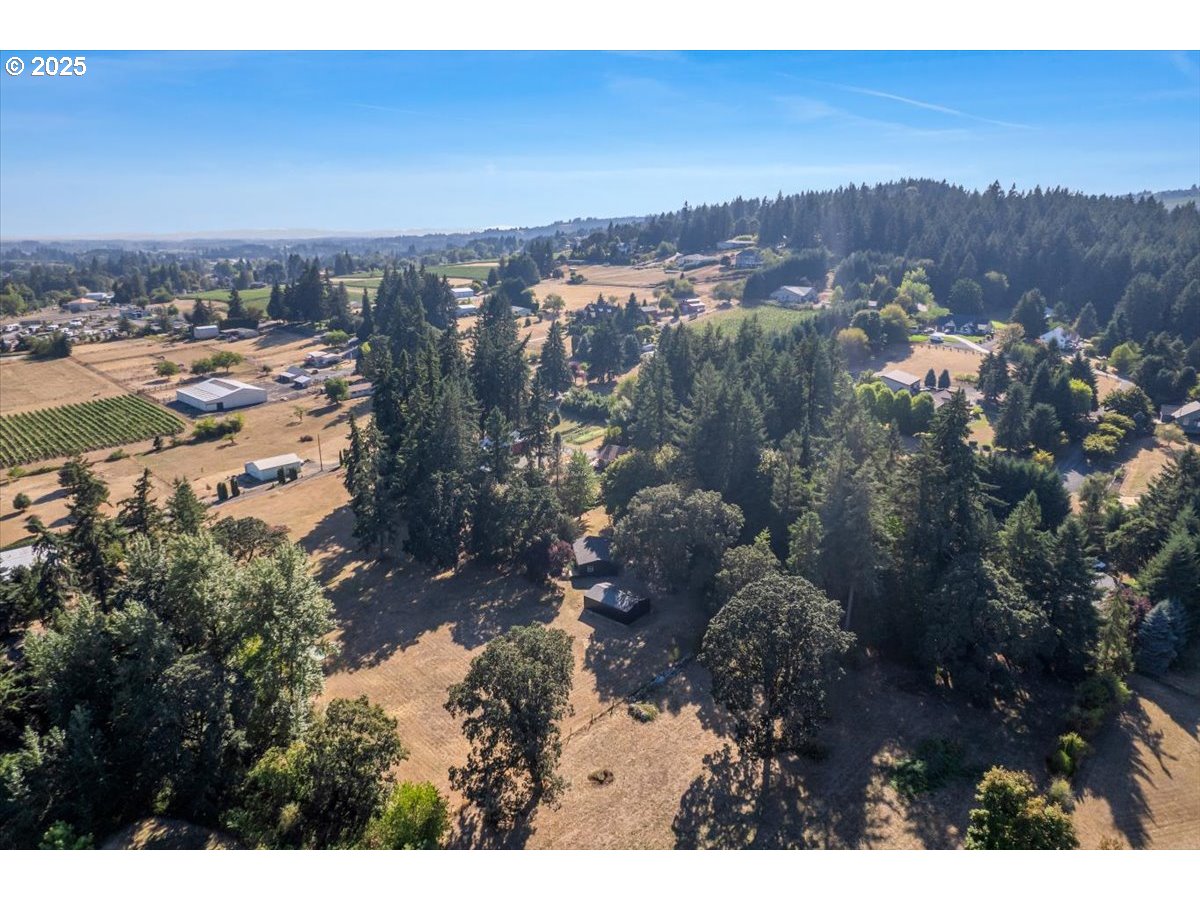 10580 Northeast Fox Farm Road Newberg, OR 97132 - Photo 43 of 46