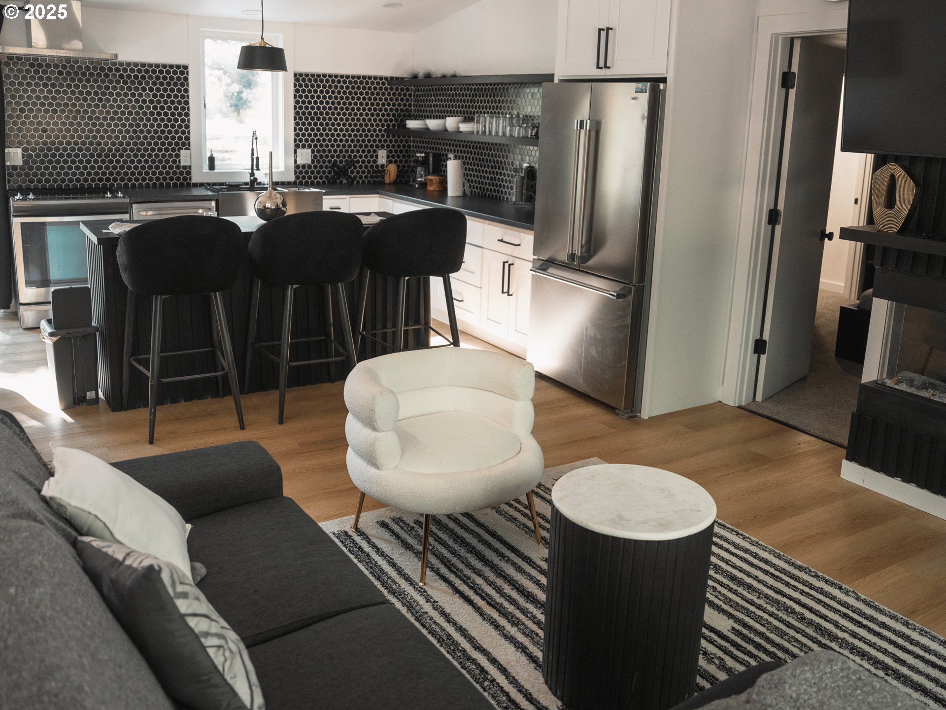 10580 Northeast Fox Farm Road Newberg, OR 97132 - Photo 9 of 46