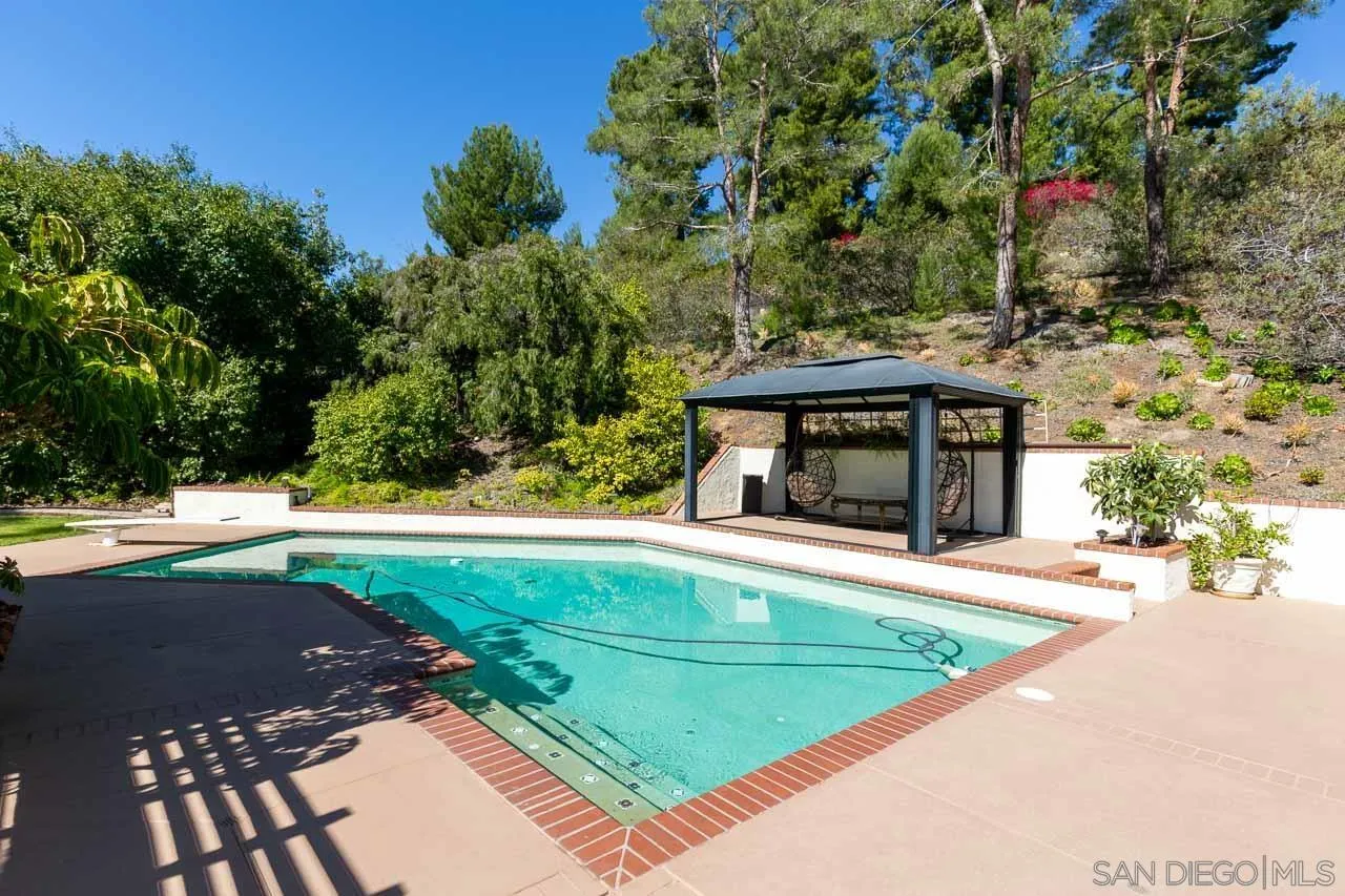 13012 Solera Way Poway, CA 92064 - Photo 30 of 45