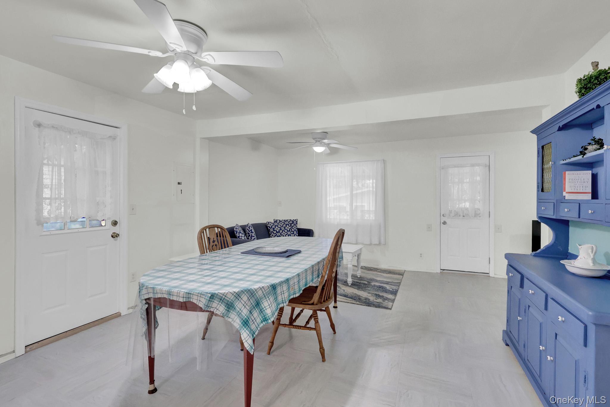 15 Cottage Road Baiting Hollow, NY 11933 - Photo 9 of 25 Gallery Image 9