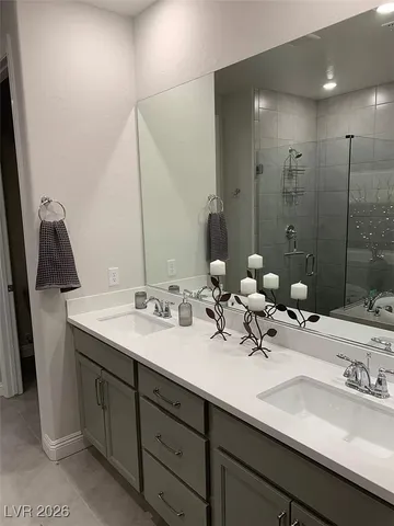 $3,300 | 92 Lake Oasis Street, Henderson, NV 89011