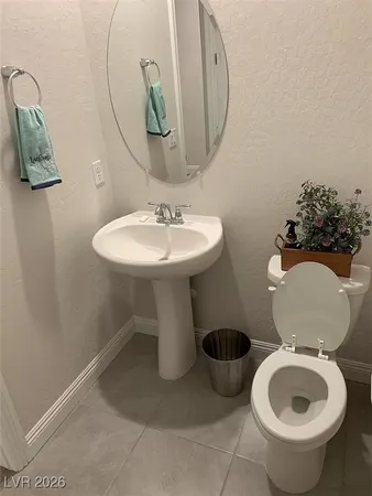 $2,995 | 92 Lake Oasis Street, Henderson, NV 89011