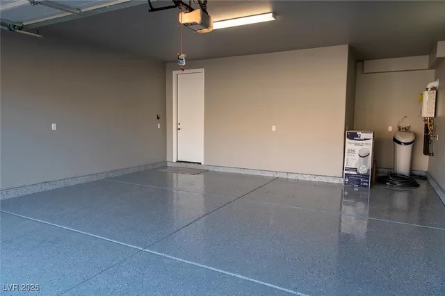 $3,300 | 92 Lake Oasis Street, Henderson, NV 89011