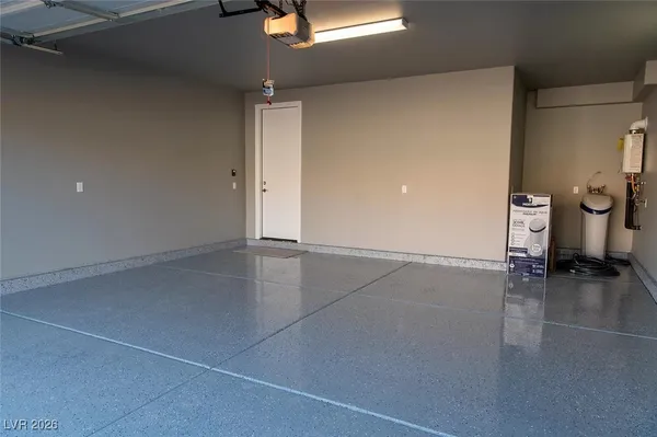 $2,995 | 92 Lake Oasis Street, Henderson, NV 89011