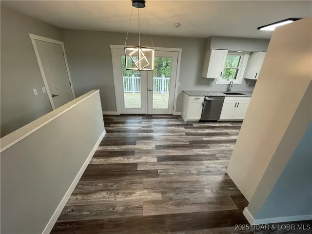 $295,900 | 258 State Route West, Eldon, MO 65026