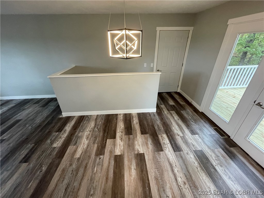 258 State Route West Eldon, MO 65026 - Photo 7 of 43 Dining Area