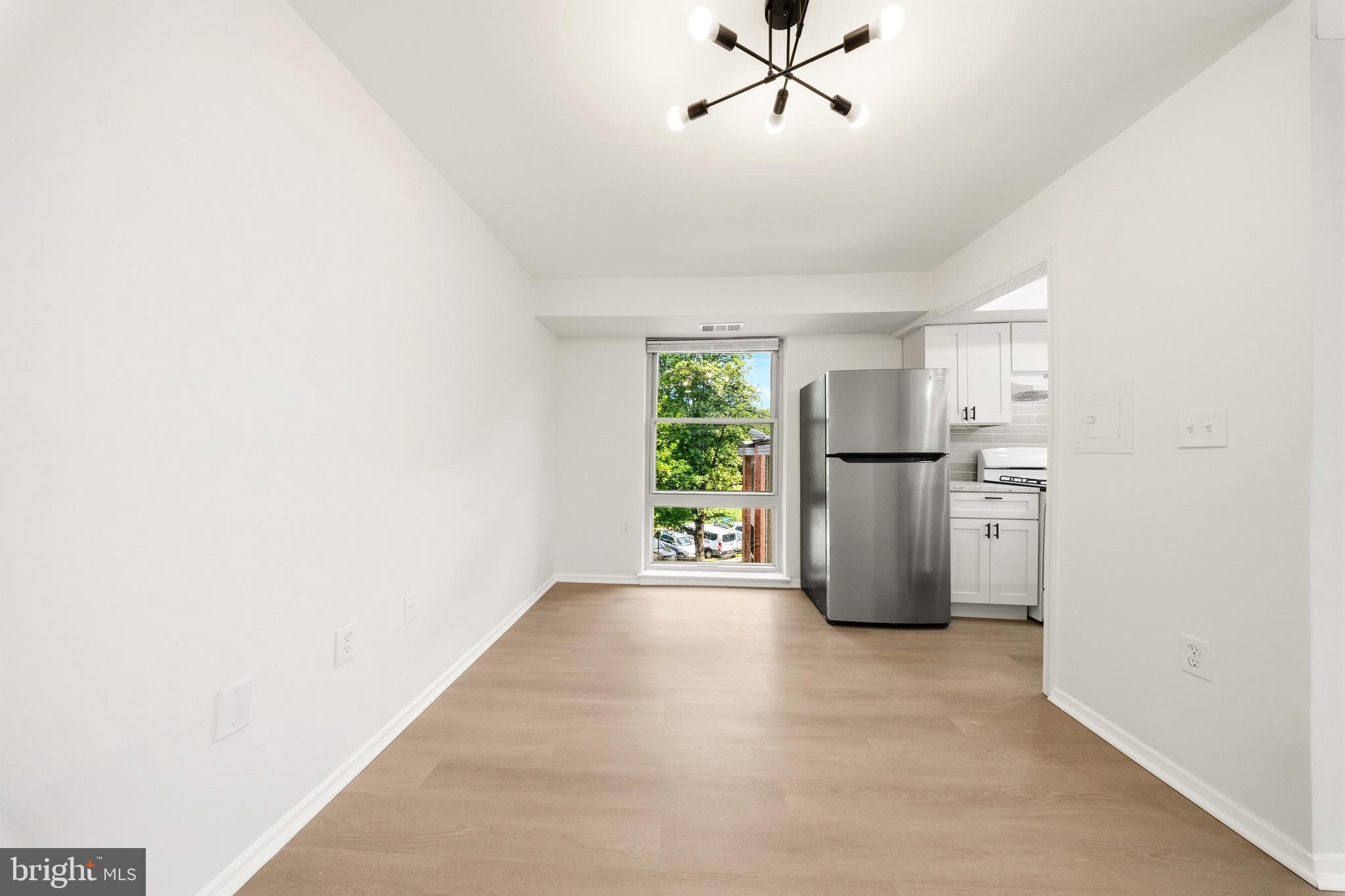 2202 Greenery Lane, Unit 30122 Silver Spring, MD 20906 - Photo 12 of 33 Dining Area