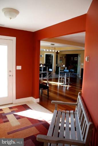 304 Queens Colony High Road Stevensville, MD 21666 - Photo 10 of 23 Entrance / Foyer