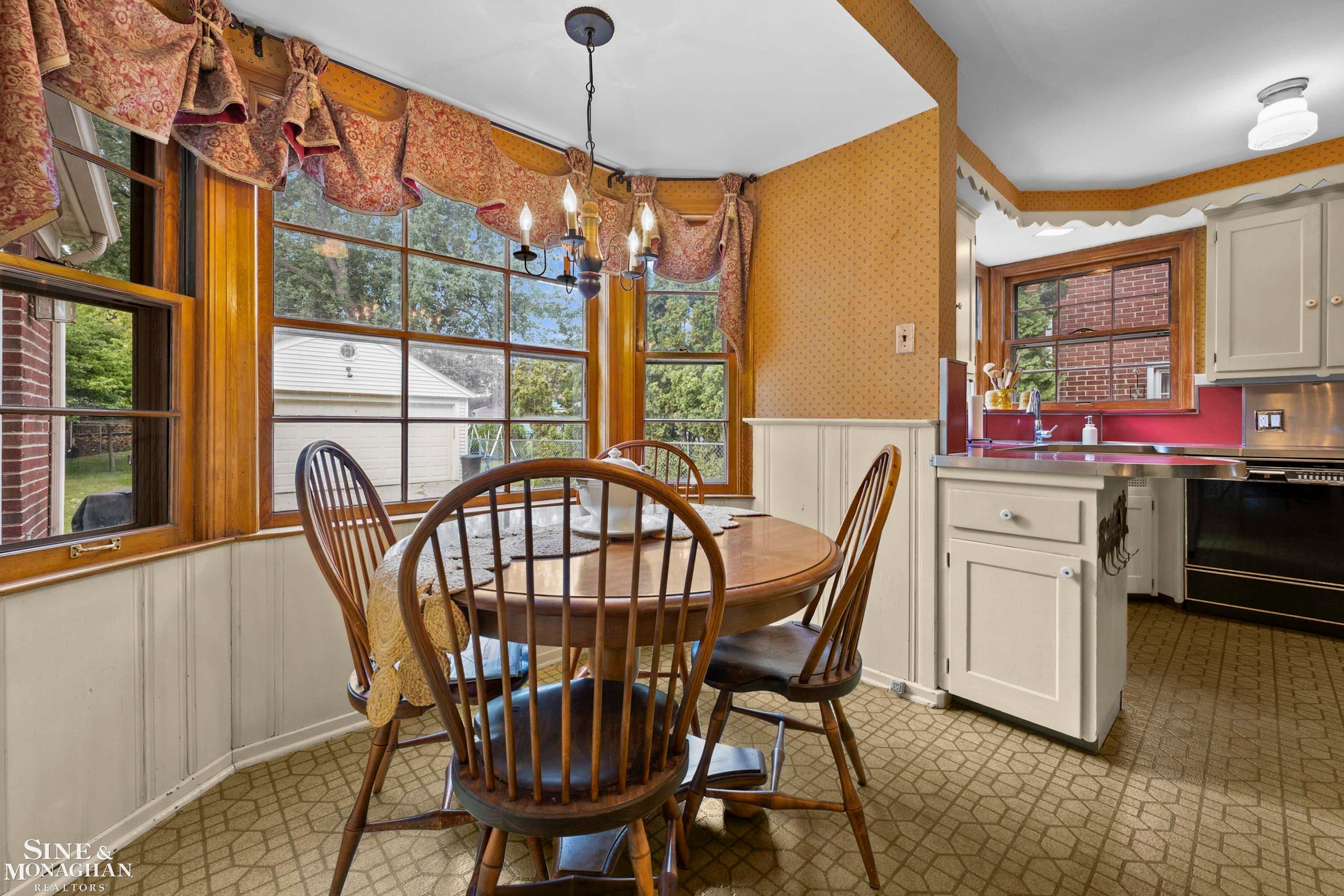 470 Allard Road Grosse Pointe Farms, MI 48236 - Photo 9 of 37 Gallery Image 9