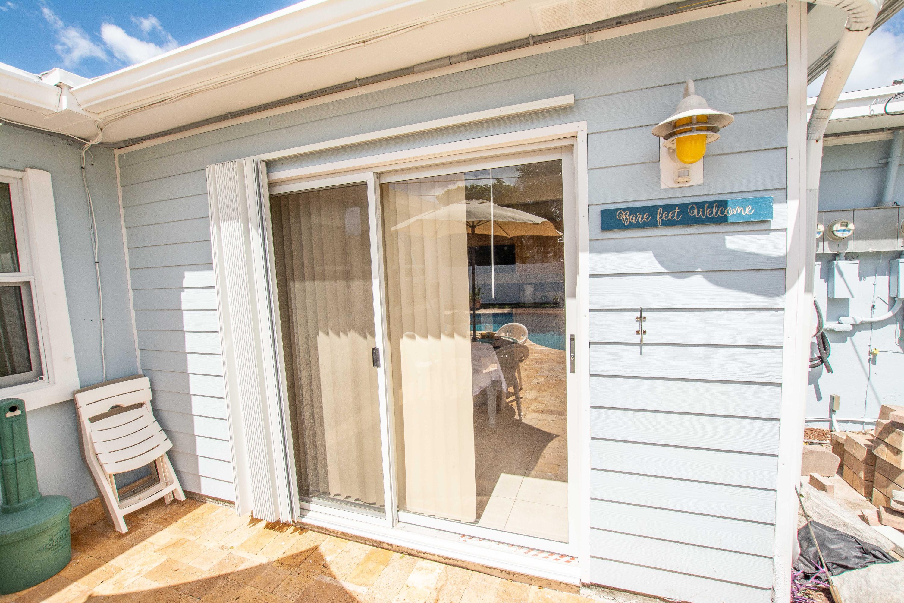 1165 Cabana Road, Unit 6 Riviera Beach, FL 33404 - Photo 5 of 12 DSC_0039