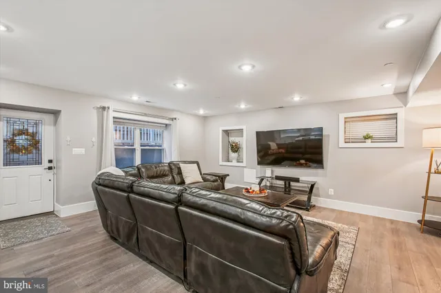 $525,000 | 4315 New Hampshire Avenue Northwest, Unit 1, Washington, DC 20011