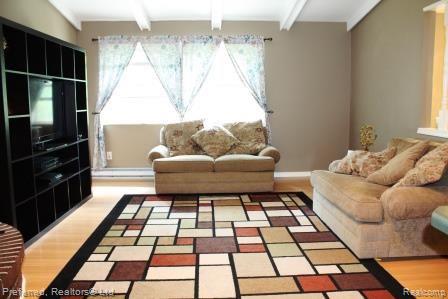 13485 Germany Road Fenton, MI 48430 - Photo 2 of 26 Living Room 2.jpg