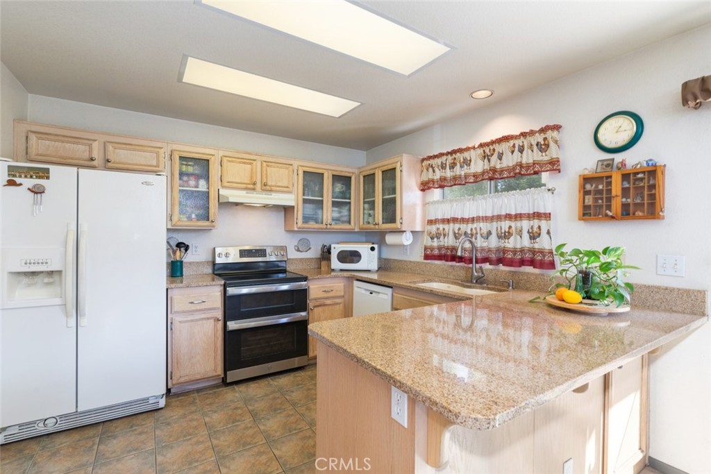 32847 Saskia Pass Temecula, CA 92592 - Photo 14 of 36