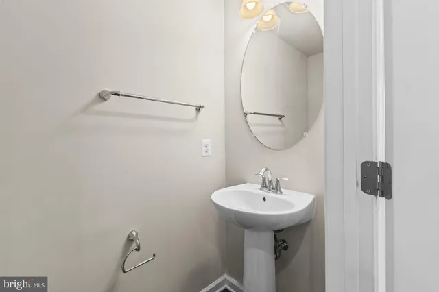 $3,150 | 7118 Rowlock Alley, Beltsville, MD 20705